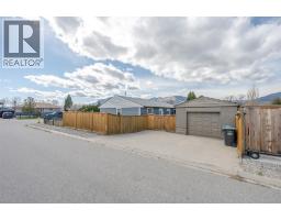 35 Granby Avenue, Penticton, BC V2A2Y6 Photo 34