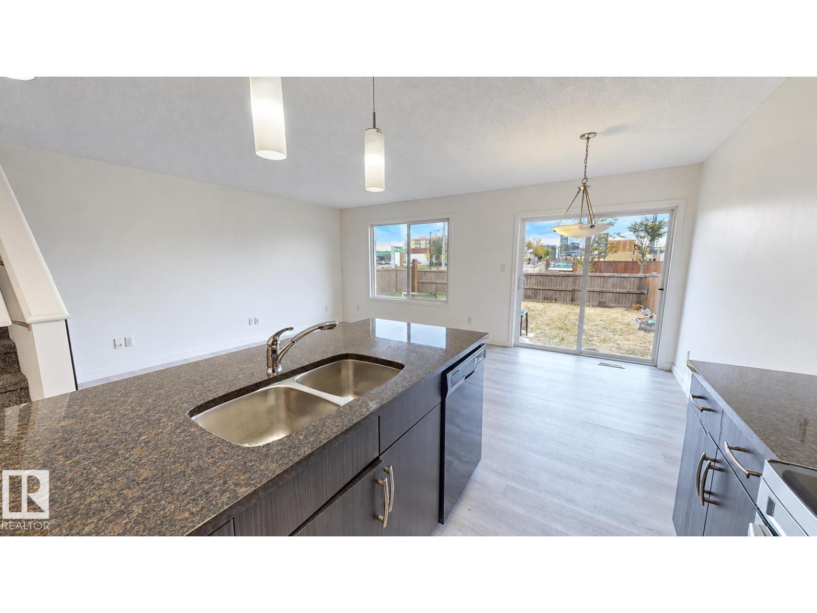 4434 Prowse RD SW - 11