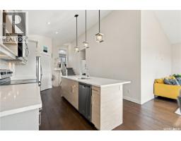 Family room - 310 Burgess Crescent, Saskatoon, SK S7V0S3 Photo 10