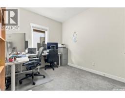 310 Burgess Crescent, Saskatoon, SK S7V0S3 Photo 32