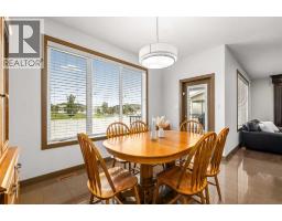 Family room - 38 Sterling Link Se, Medicine Hat, AB T1B4N2 Photo 16
