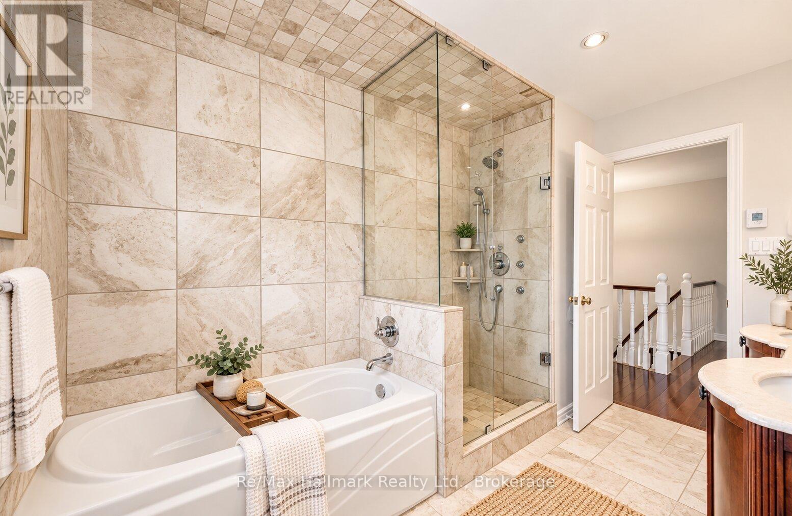 500 Blenheim Crescent — photo 28