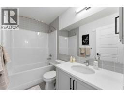 966 Chinook Winds Meadow SW - photo 22