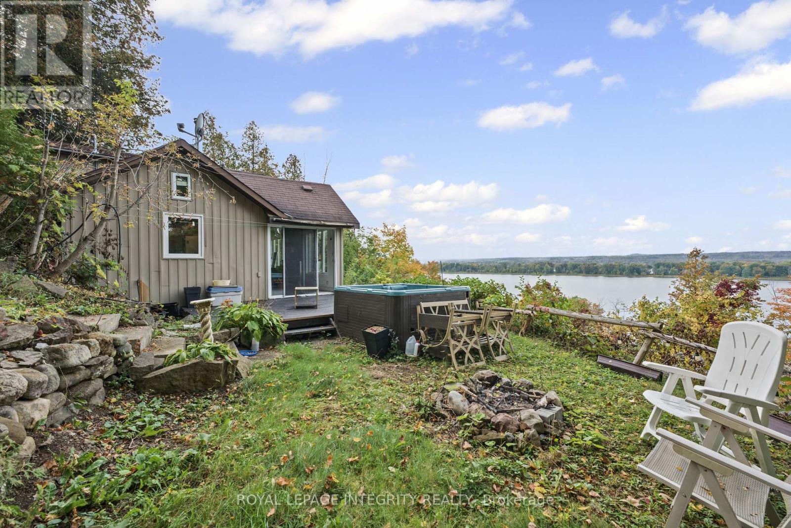 1587 LILAC LANE - 29
