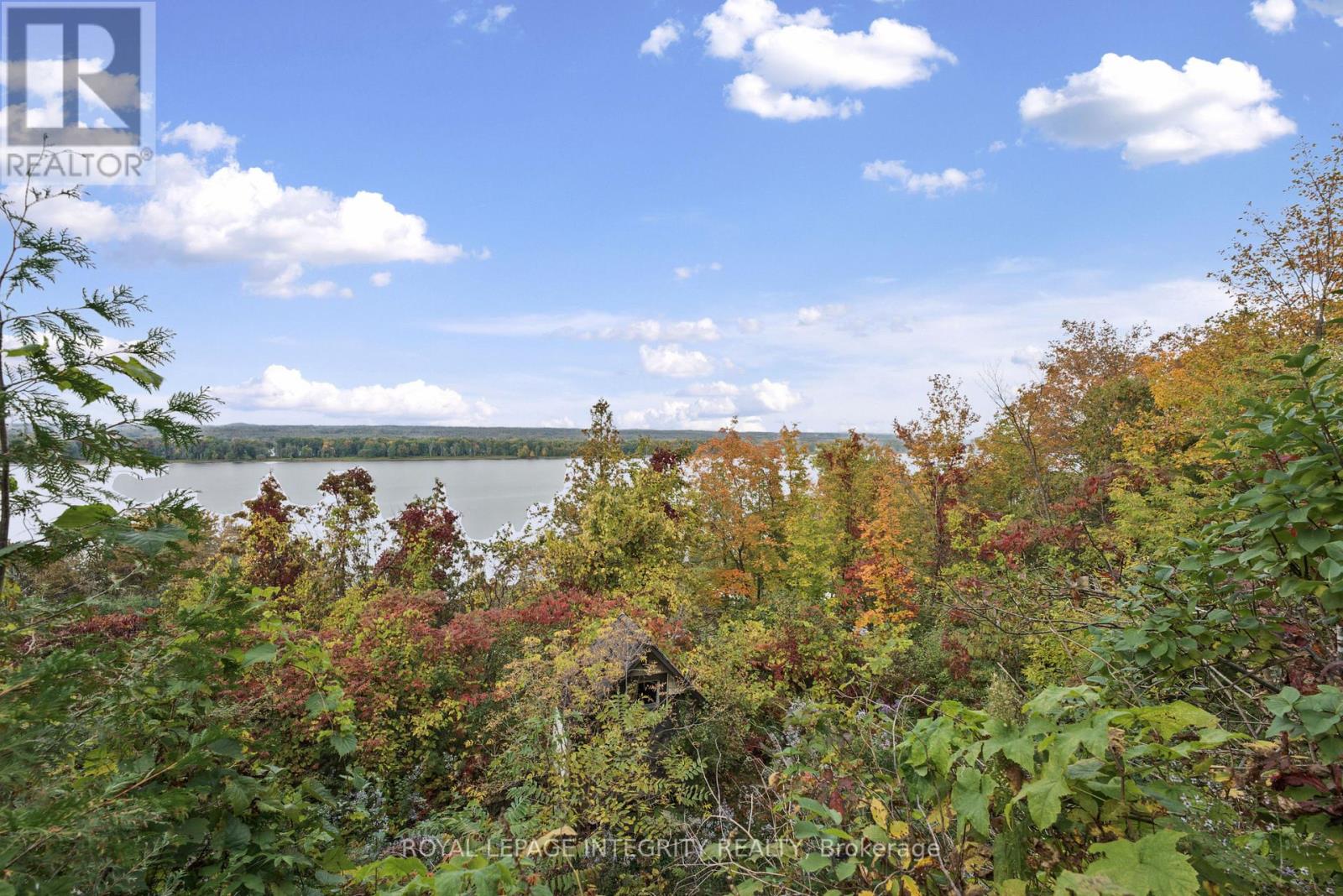 1587 LILAC LANE - 31