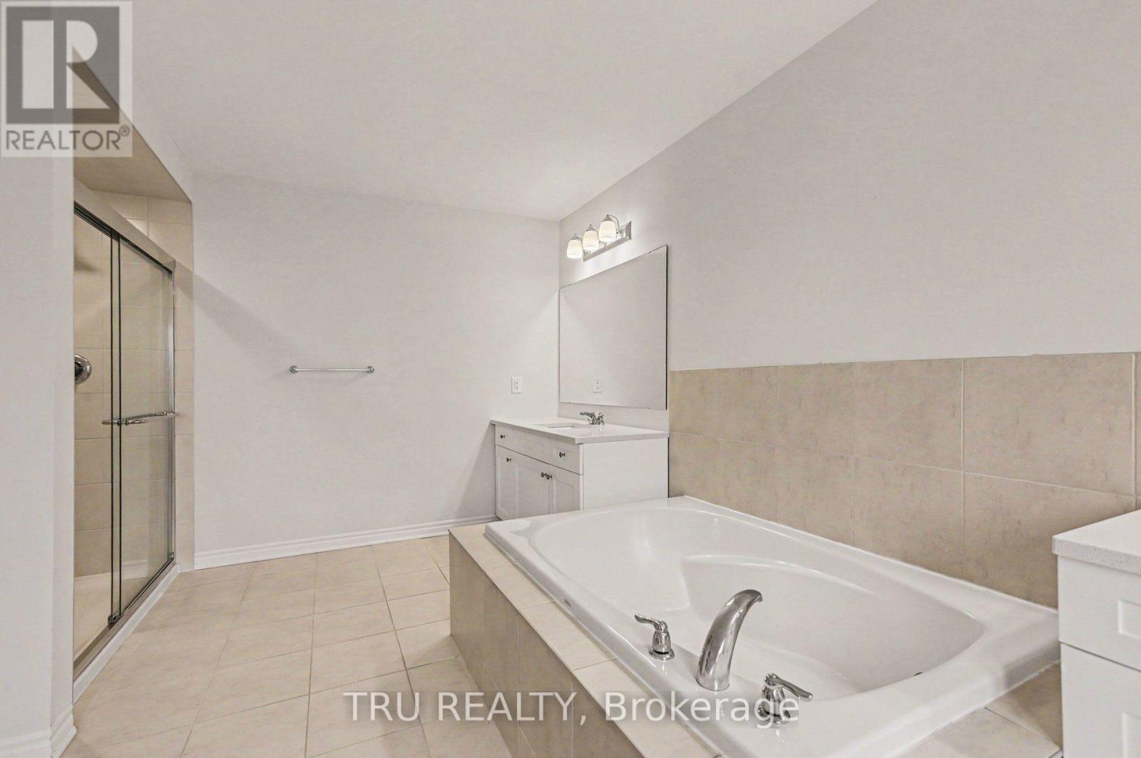 213 QUARTER HORSE STREET - Image 28