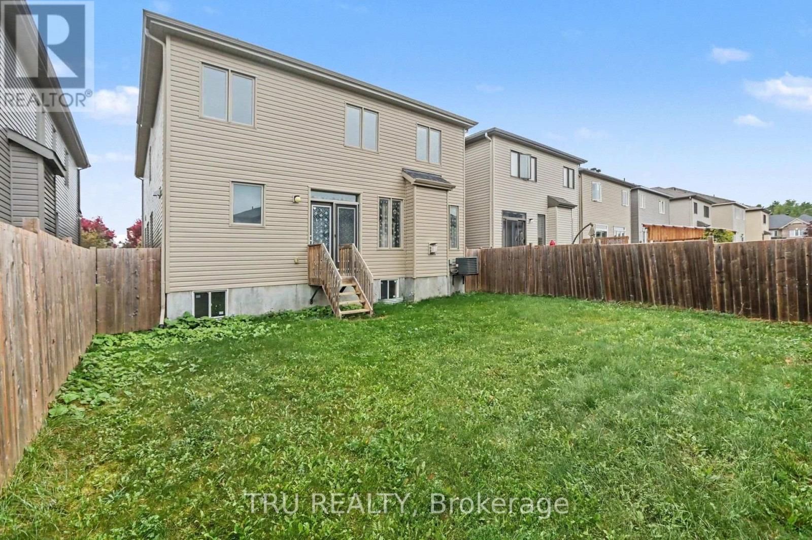 213 QUARTER HORSE STREET - 36