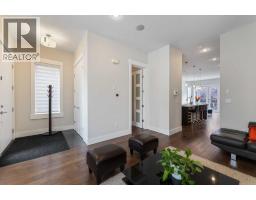 Bedroom - 2020 37 Street Sw, Calgary, AB T3E3A9 Photo 12