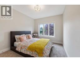 2020 37 Street Sw, Calgary, AB T3E3A9 Photo 32
