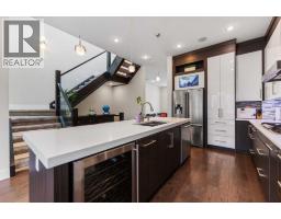 4pc Bathroom - 2020 37 Street Sw, Calgary, AB T3E3A9 Photo 16