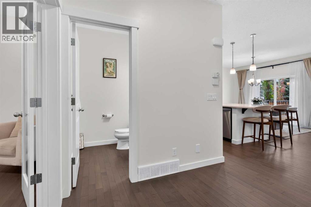 684 Evanston Drive NW - photo 8