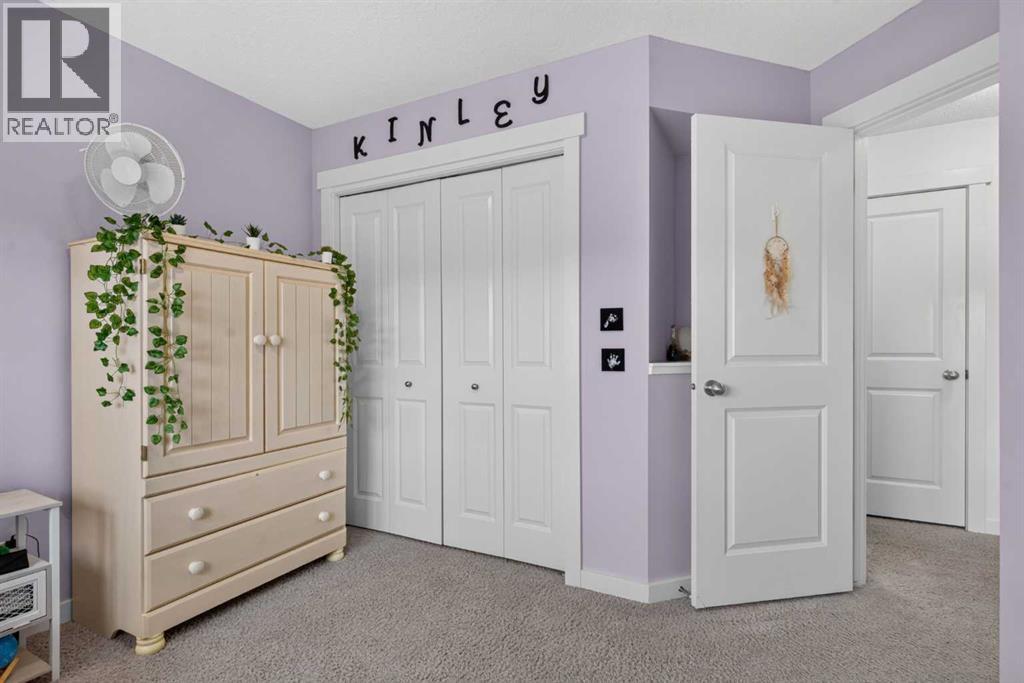 684 Evanston Drive NW - photo 31