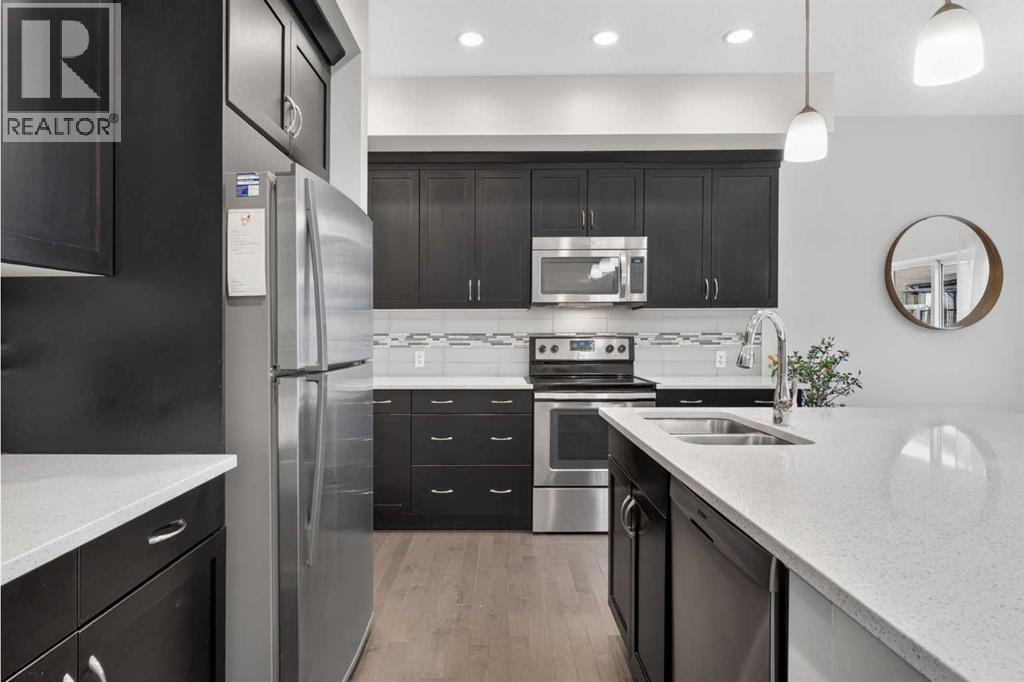 684 Evanston Drive NW - photo 11