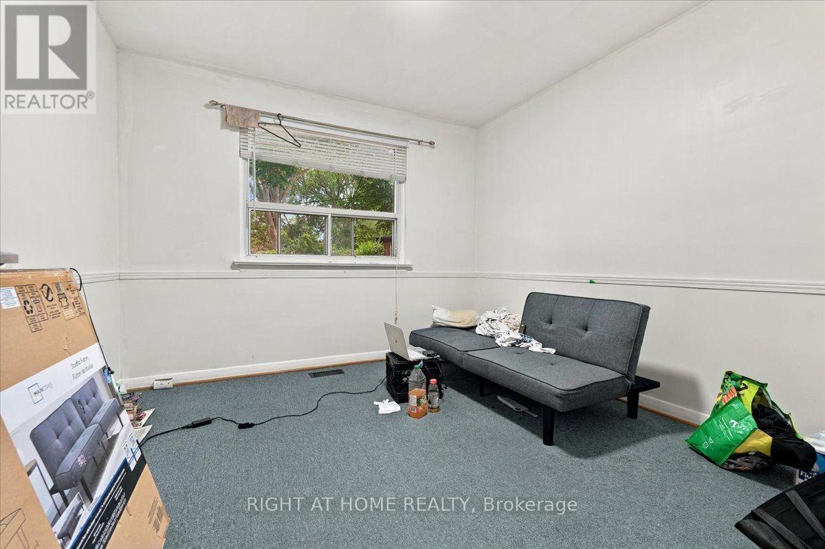 70 Painted Post Drive, Toronto, ON photo 12