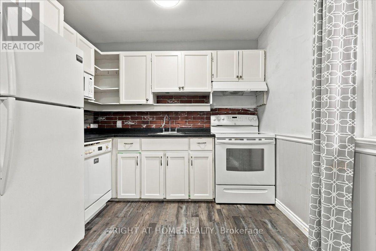 70 Painted Post Drive, Toronto, ON photo 15