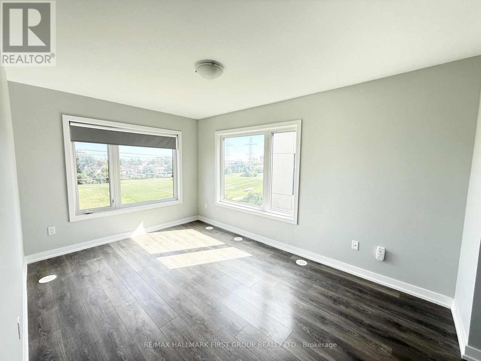 318- 1555 Kingston Road, Pickering, ON photo 11