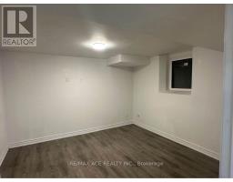 Bsmt - 11 Seasons Drive, Toronto, ON M1X1X4 Photo 11