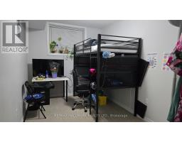 Bedroom - 10 - 242 Penetanguishene Road, Barrie, ON L4M7C2 Photo 6