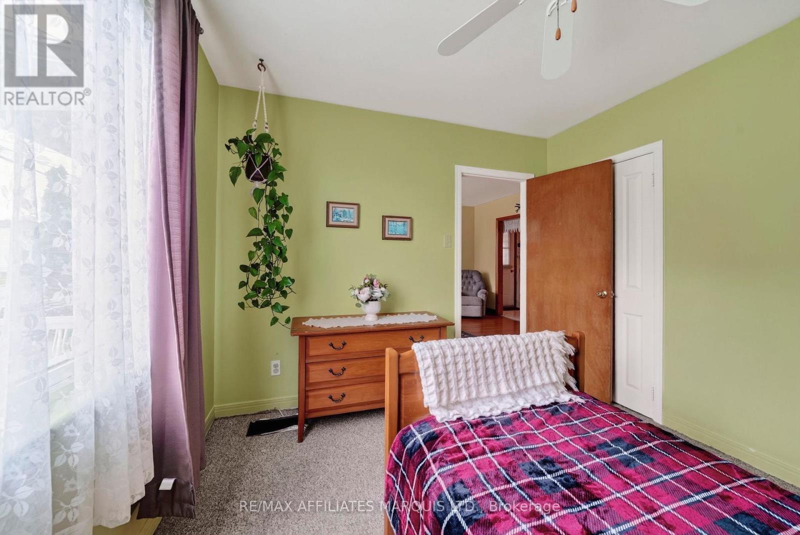 1624 AUBIN AVENUE - 12