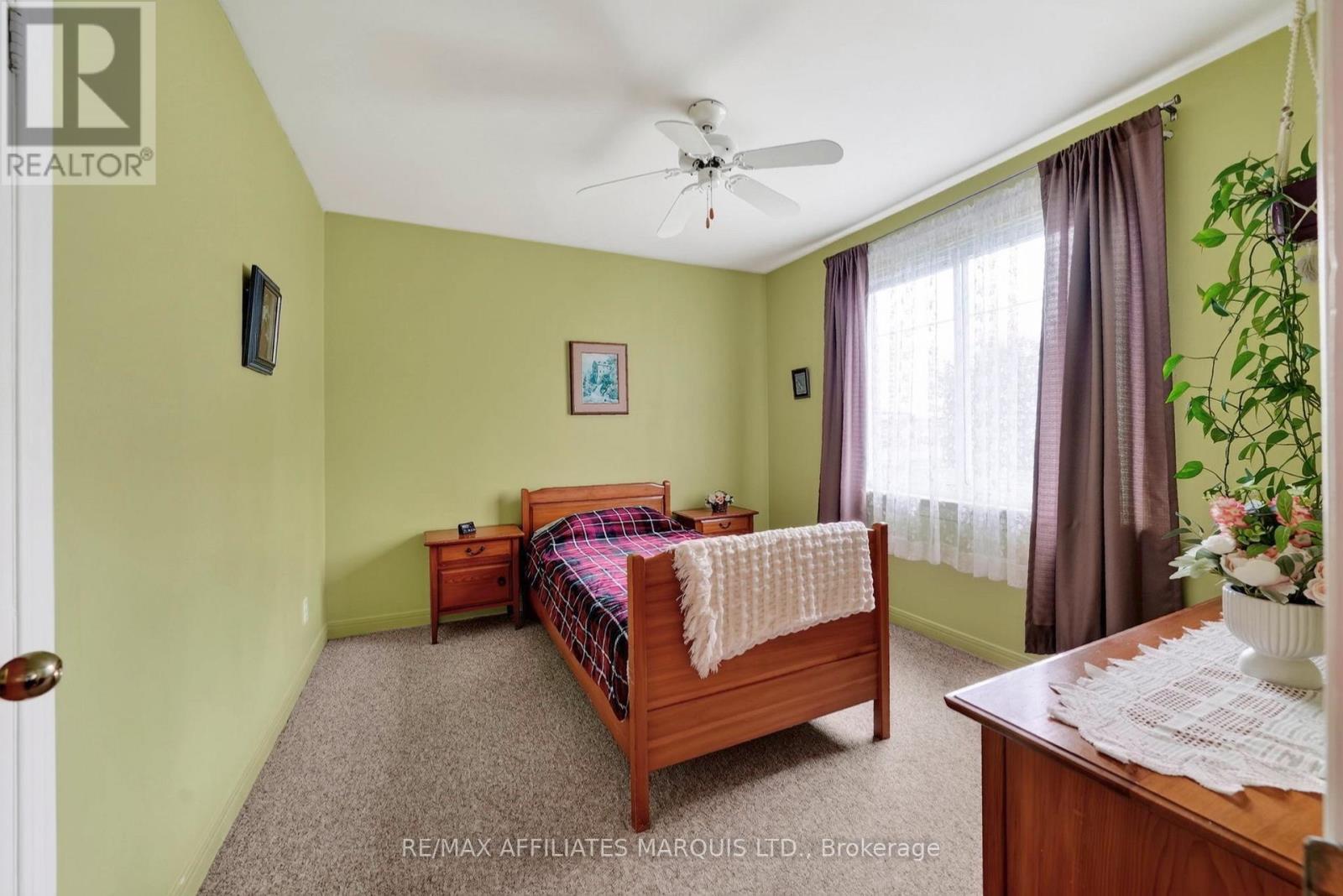 1624 AUBIN AVENUE - 13