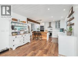4pc Bathroom - 5221/5241 Hartnell Road, Vernon, BC V1B3J4 Photo 11