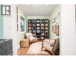 Foyer - 5221/5241 Hartnell Road, Vernon, BC V1B3J4 Photo 17