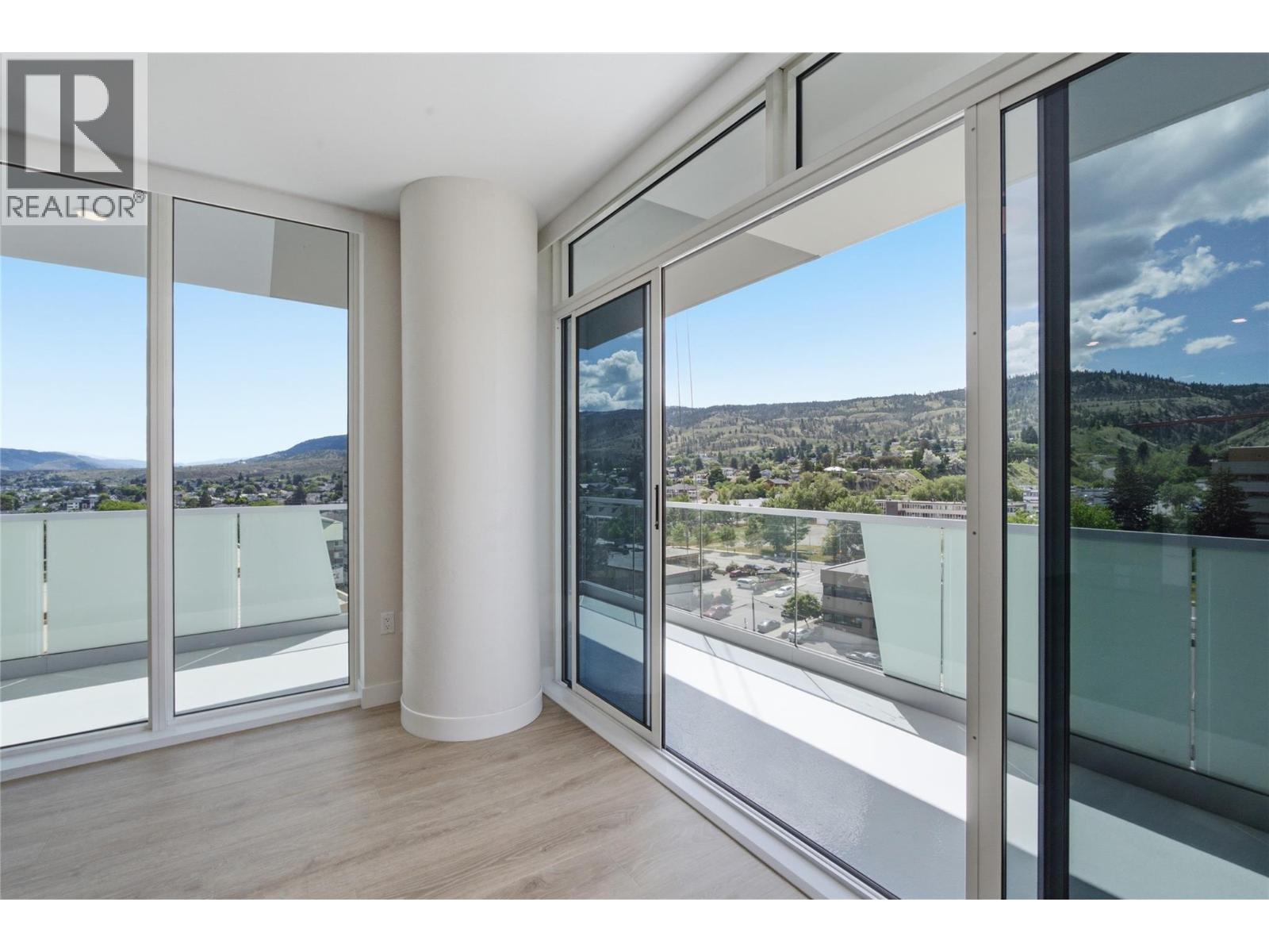#504 460 NICOLA Street - 27