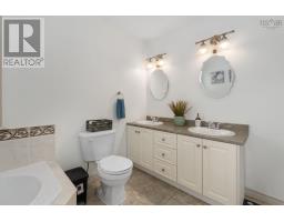 110 Sawmill Crescent, Middle Sackville, NS B4E3M6 Photo 18