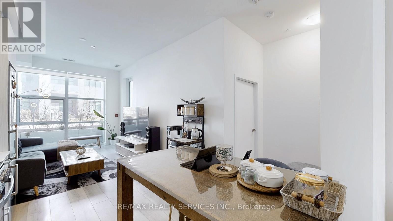 102- 1787 St. Clair Avenue West, Toronto, ON photo 8
