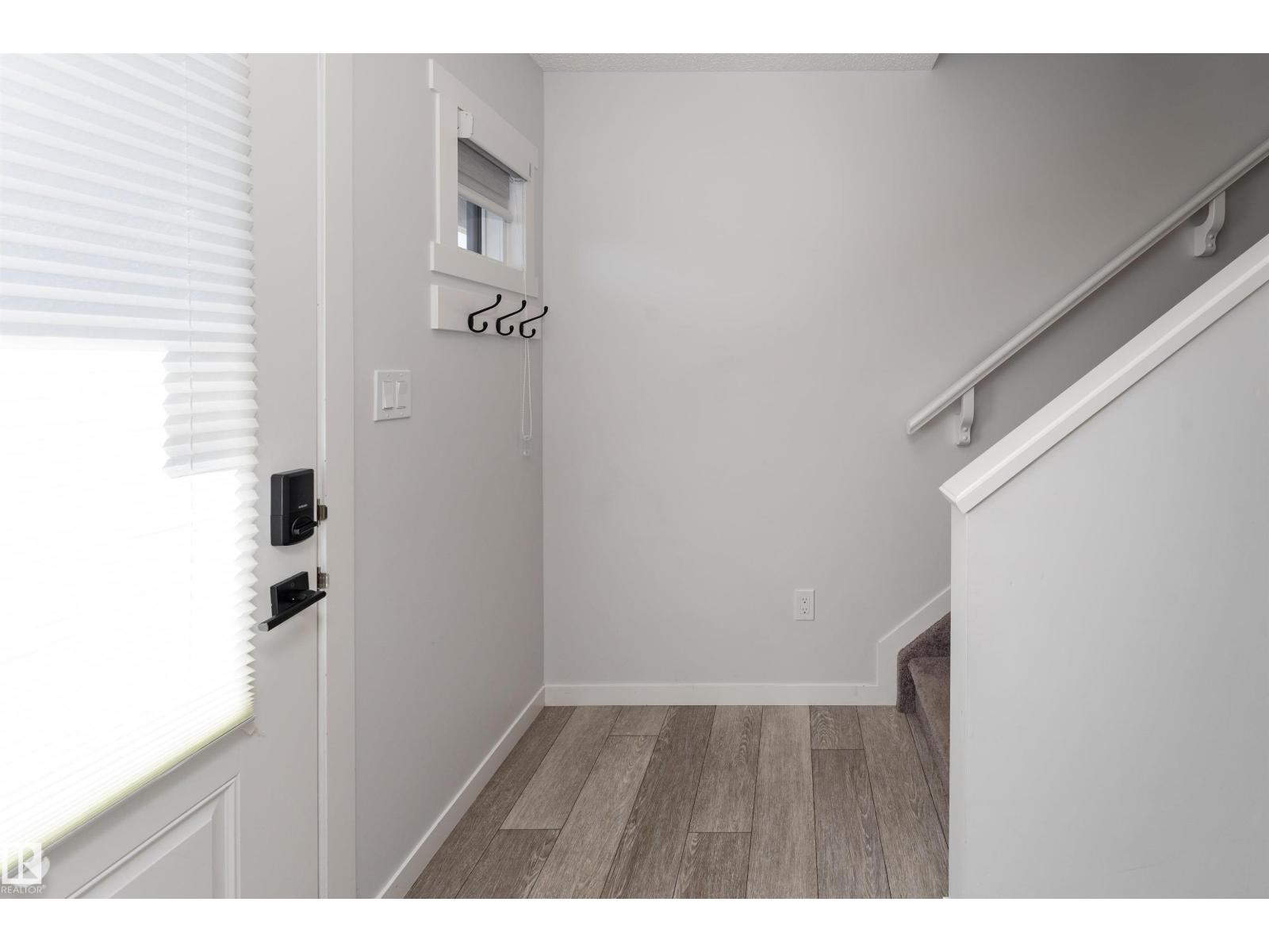 #40 850 SECORD BV NW - 22
