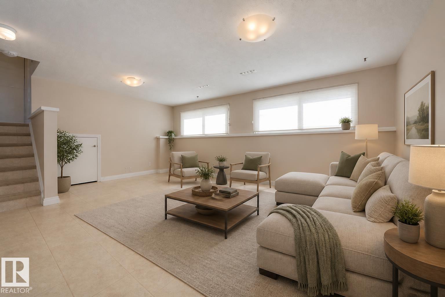 15216 86 AV NW - 24