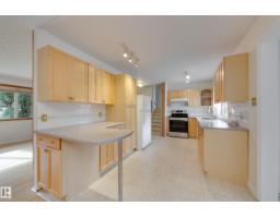 Mud room - 15216 86 Av Nw, Edmonton, AB T5R4C3 Photo 10