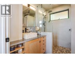 1071 Uplands Close, Ucluelet, BC V0R3A0 Photo 19
