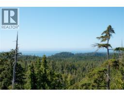 1071 Uplands Close, Ucluelet, BC V0R3A0 Photo 39