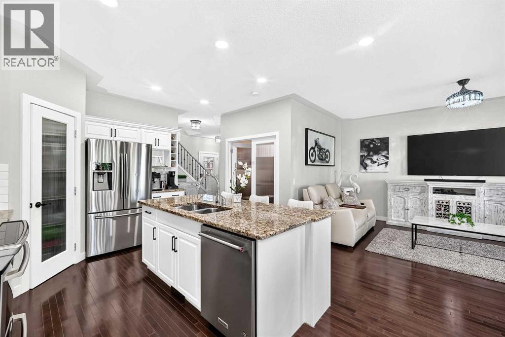 1060 KINGSTON Crescent SE - Image 11
