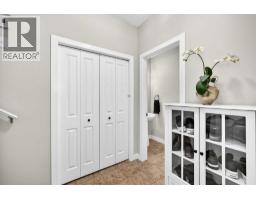 1060 KINGSTON Crescent SE - photo 21