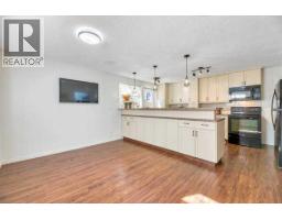 Recreational, Games room - 3103a 38 Street Sw, Calgary, AB T3E3G4 Photo 8