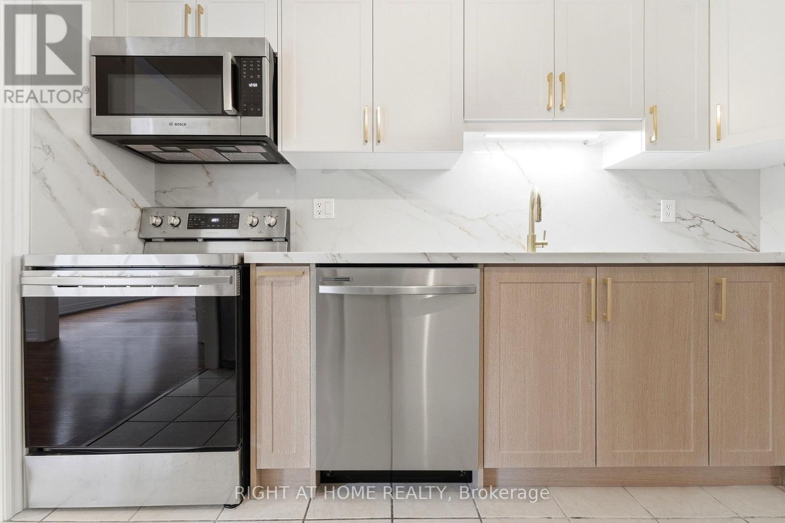#92 92 ST ANDREWS DRIVE - 15