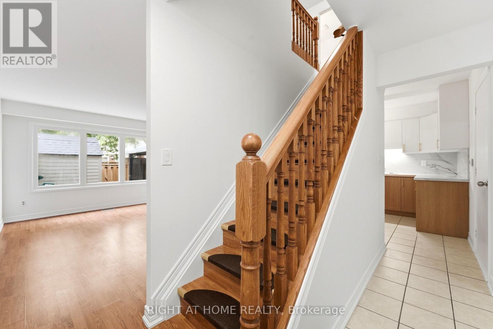 #92 92 ST ANDREWS DRIVE - 18