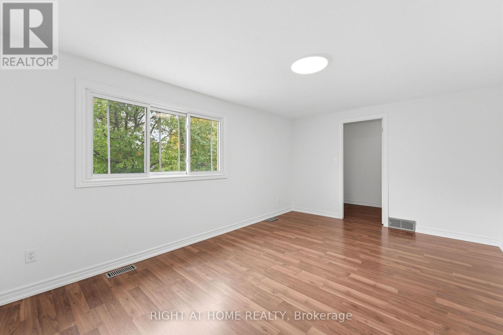 #92 92 ST ANDREWS DRIVE - 22