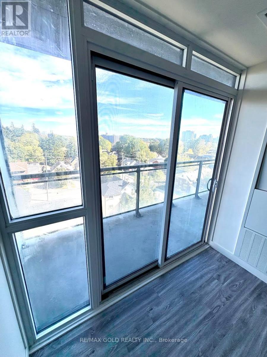 128 King Street North — photo 10