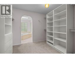 695 Valley Road, Kelowna, BC V1V2E6 Photo 31