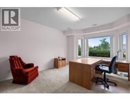 695 Valley Road, Kelowna, BC V1V2E6 Photo 38