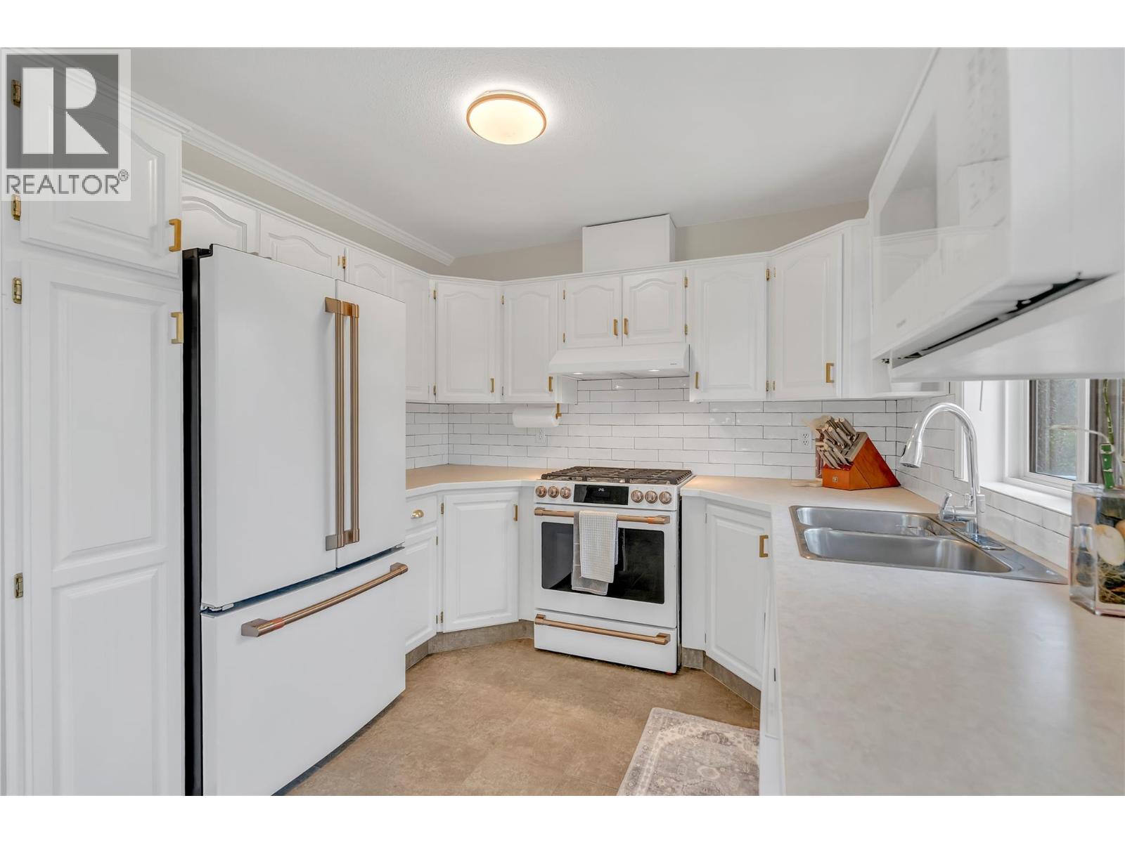 114 VANCOUVER Place, Penticton