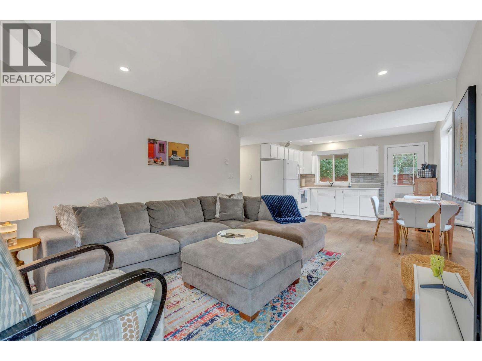 114 VANCOUVER Place - 33