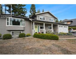 800 Alvarado Terr, Saanich, BC V8Y1G4 Photo 30
