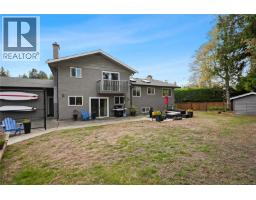 800 Alvarado Terr, Saanich, BC V8Y1G4 Photo 36