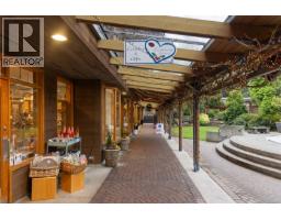 800 Alvarado Terr, Saanich, BC V8Y1G4 Photo 46
