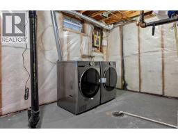 73 Sunvale Crescent SE - photo 38