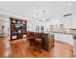 13029 14 Avenue, Surrey, BC V4A1G4 Photo 9